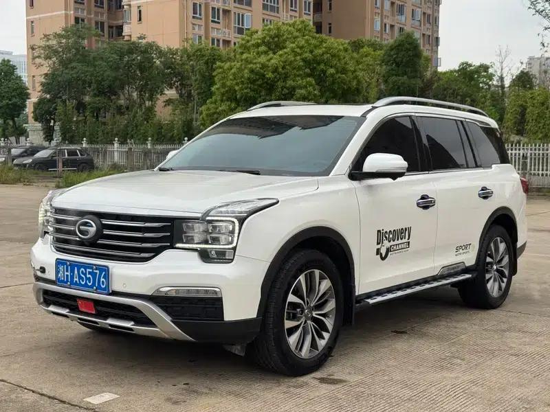 Trumpchi GS8 2017 320T 2WD Luxury Intelligent Connected Edition 7-Seater — миниатюра 1