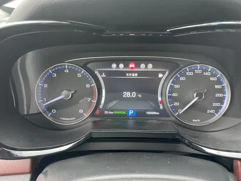 Trumpchi GS8 2017 320T 2WD Luxury Edition 7-Seater — миниатюра 14