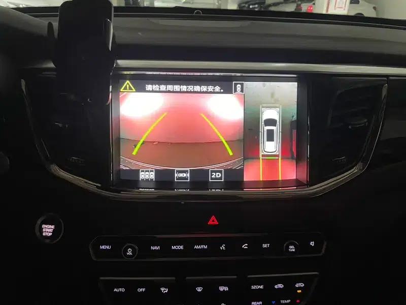 Trumpchi GS8 2017 320T 2WD Luxury Edition 7-Seater — миниатюра 8