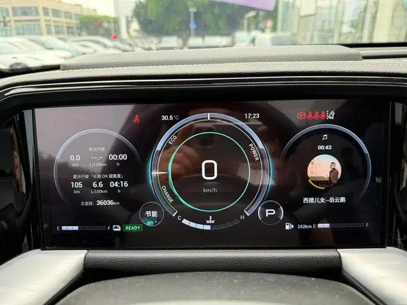 Trumpchi GS8 2022 Dual Engine Series 2.0TM Hybrid 2WD Premium Edition 7-Seater — миниатюра 6