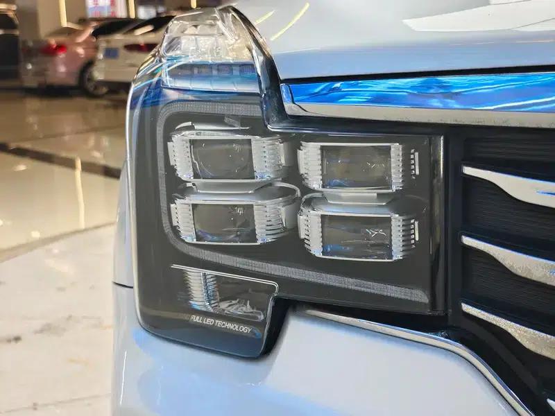 Trumpchi GS8 2017 320T 2WD Premium Edition 7-Seater — миниатюра 9