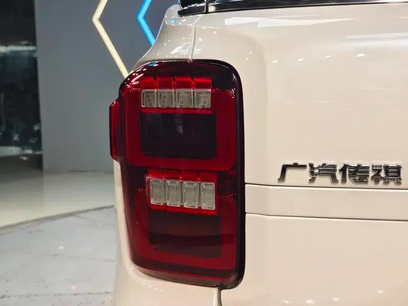 Trumpchi GS8 2017 320T 2WD Premium Edition 7-Seater — миниатюра 10
