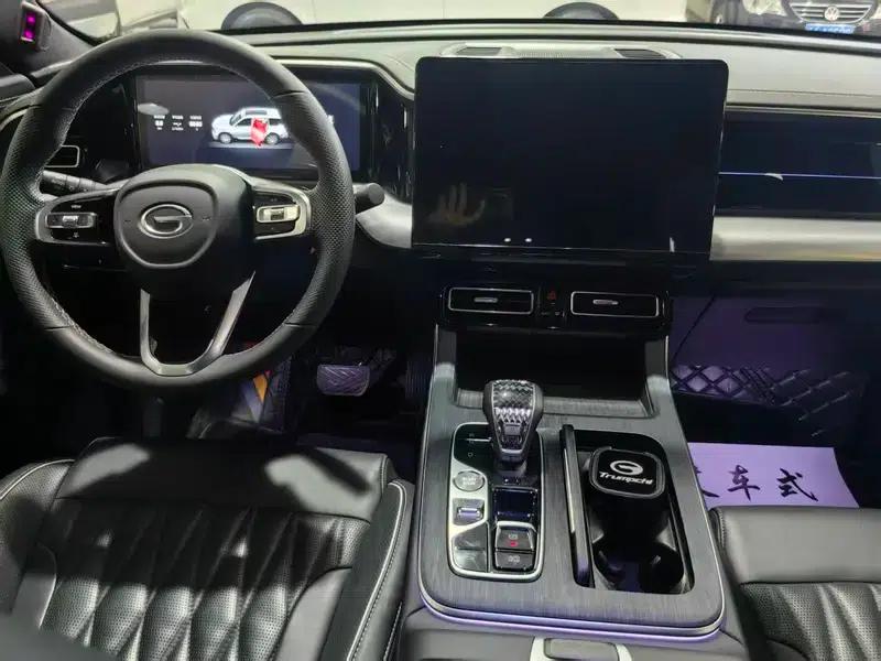 Trumpchi GS8 2022 Navigator Series 2.0TGDI 2WD Luxury Intelligent Connected 7-Seater — миниатюра 5