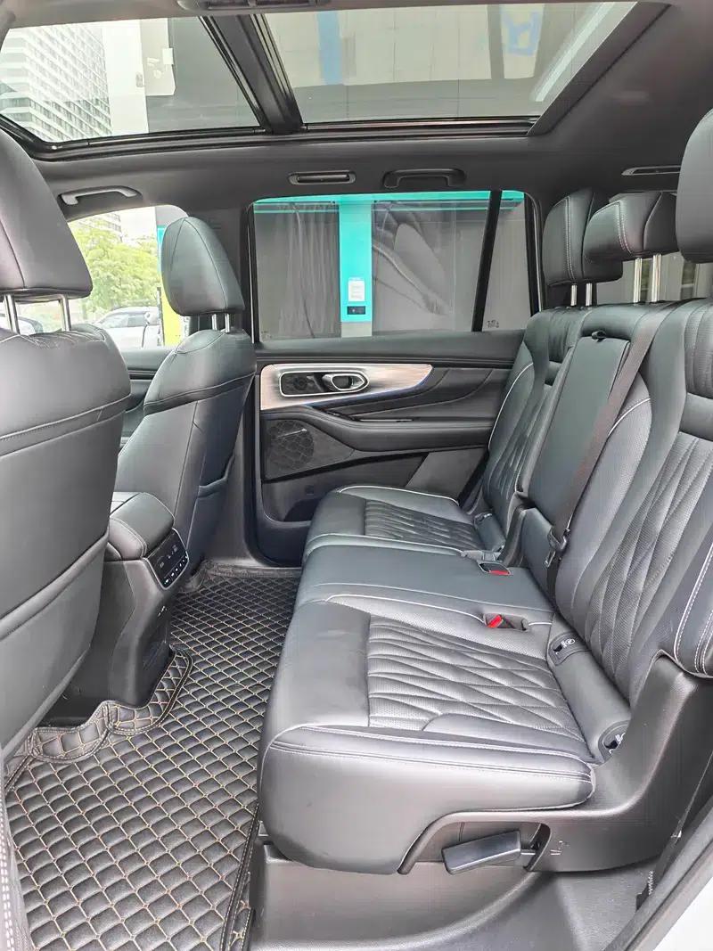 Trumpchi GS8 2022 Navigator Series 2.0TGDI 2WD Luxury Intelligent Connected 7-Seater — миниатюра 14