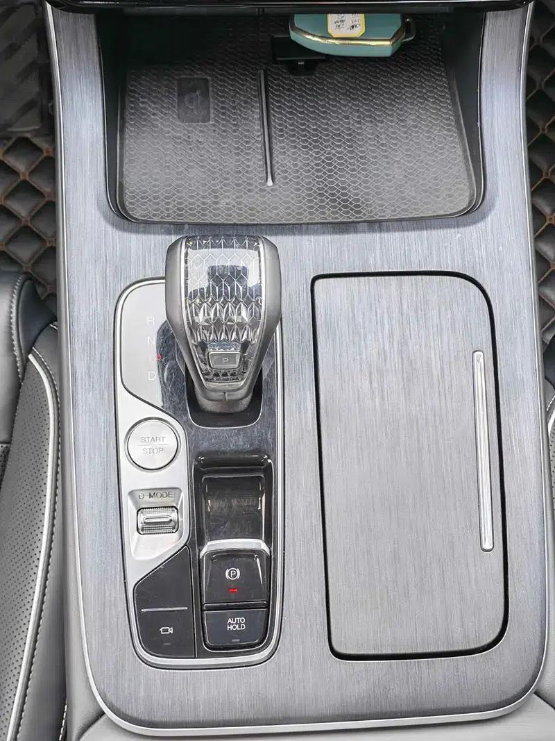 Trumpchi GS8 2022 Navigator Series 2.0TGDI 2WD Luxury Intelligent Connected 7-Seater — миниатюра 22