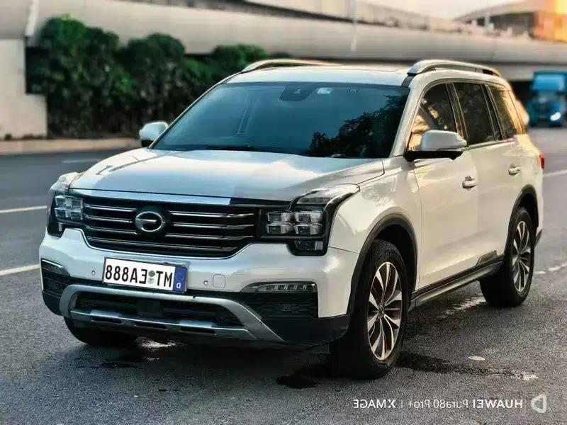 Trumpchi GS8 2017 320T 4WD Supreme Edition 7-seater — миниатюра 1
