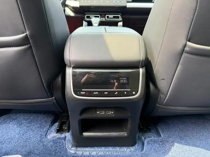 Trumpchi GS8 2022 Navigator Series 2.0TGDI 2WD Luxury Intelligent Connected 7-Seater — миниатюра 10