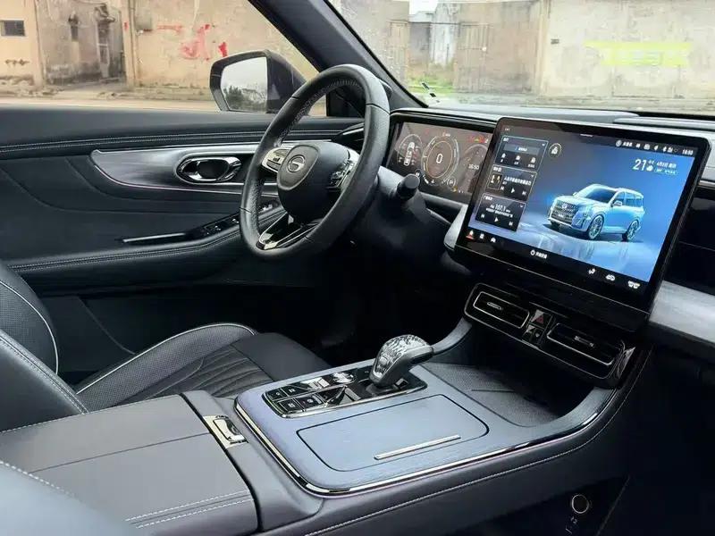 Trumpchi GS8 2022 Dual Engine Series 2.0TM Hybrid 2WD Premium Edition 7-Seater — миниатюра 6