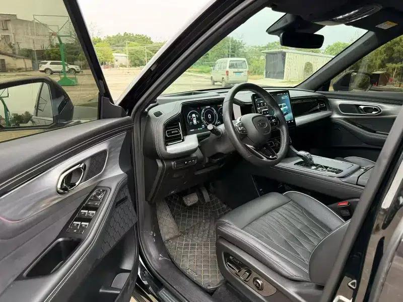 Trumpchi GS8 2022 Dual Engine Series 2.0TM Hybrid 2WD Premium Edition 7-Seater — миниатюра 8
