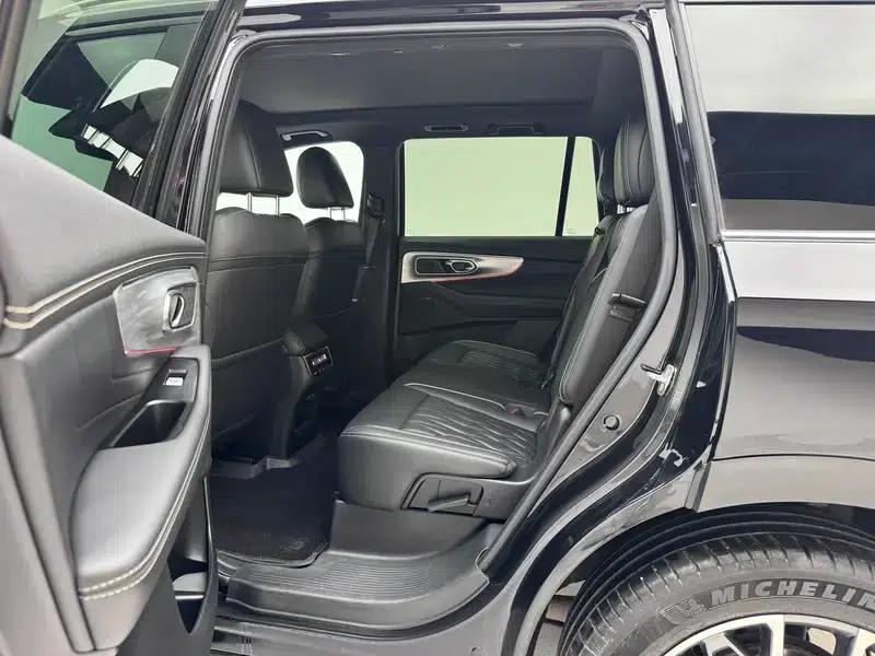 Trumpchi GS8 2022 Navigator Series 2.0TGDI 2WD Luxury Intelligent Connected 7-Seater — миниатюра 18