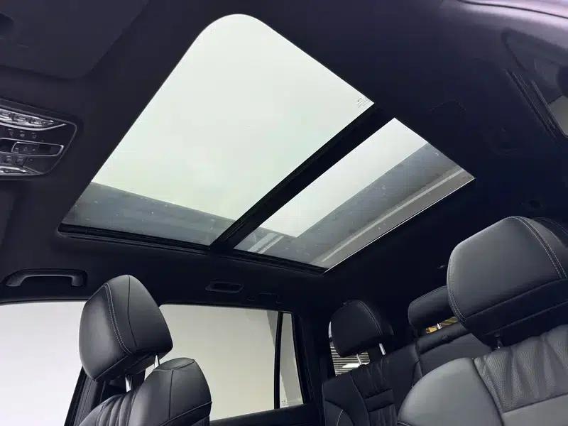 Trumpchi GS8 2022 Navigator Series 2.0TGDI 2WD Luxury Intelligent Connected 7-Seater — миниатюра 19