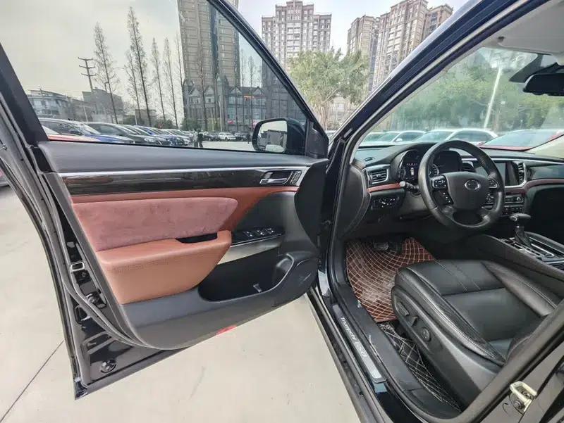 Trumpchi GS8 2017 320T 2WD Premium Edition 7-Seater — миниатюра 11