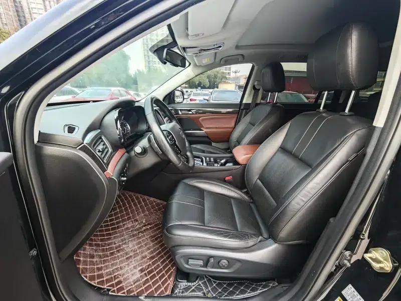Trumpchi GS8 2017 320T 2WD Premium Edition 7-Seater — миниатюра 7