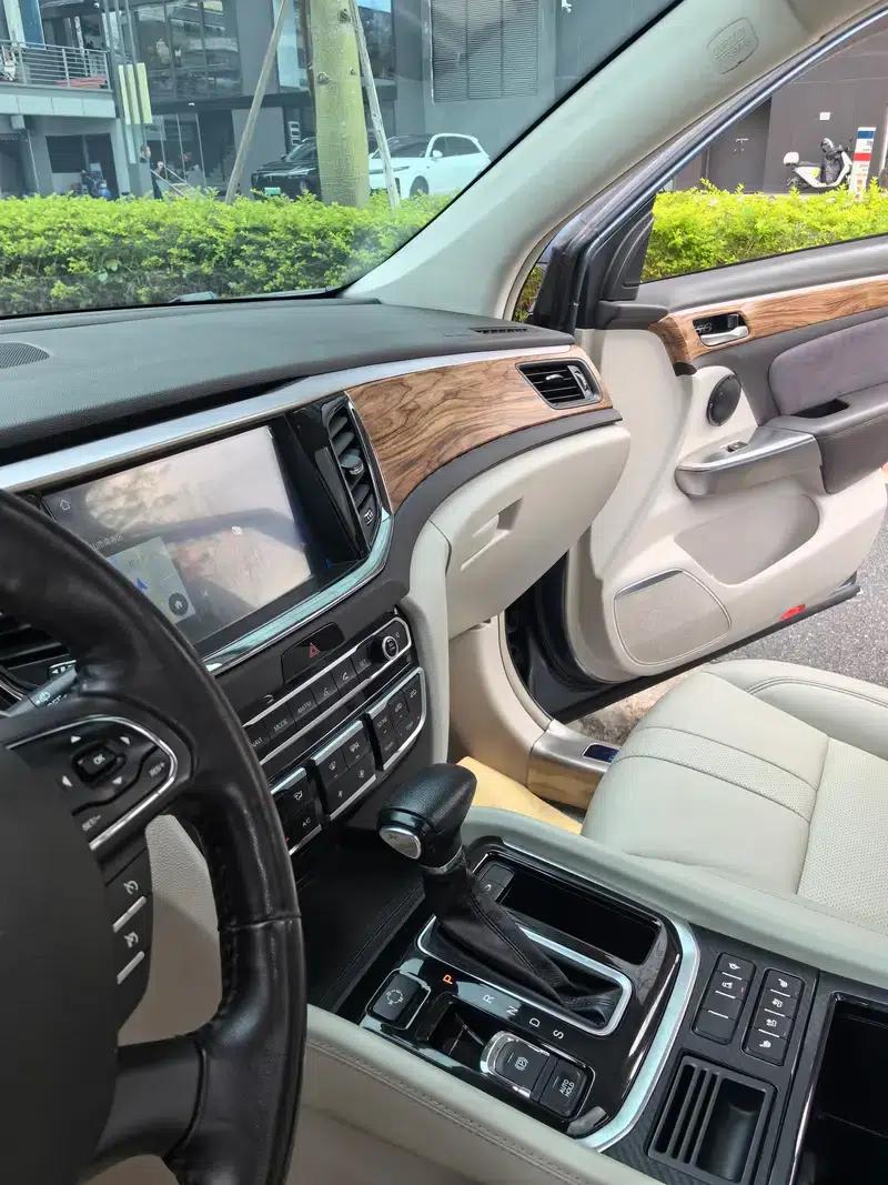Trumpchi GS8 2017 320T 2WD Premium Edition 7-Seater — миниатюра 10