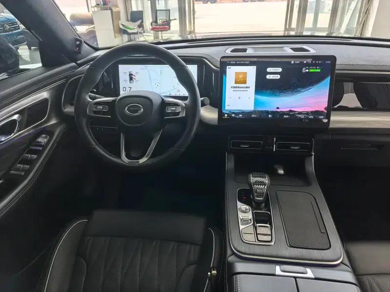 Trumpchi GS8 2024 Navigator Series 2.0TGDI Two-Wheel Drive Luxury Intelligent Edition — миниатюра 10