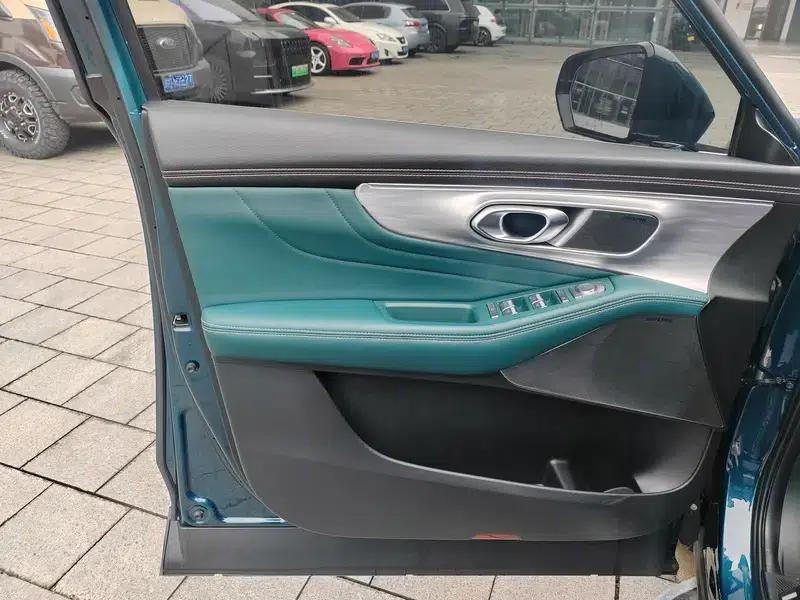 Trumpchi GS8 2022 Navigator Series 2.0TGDI 4WD Luxury Intelligent Connected 7-Seater — миниатюра 9