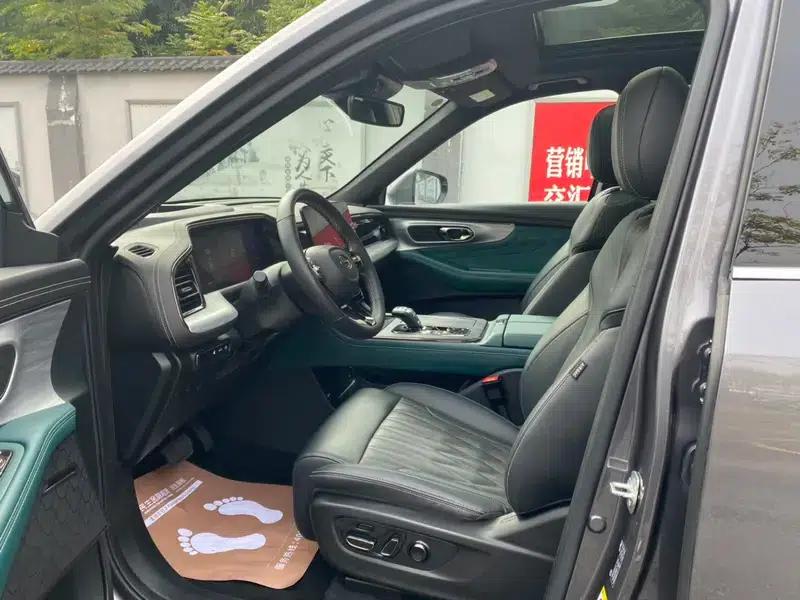 Trumpchi GS8 2022 Dual Engine Series 2.0TM Hybrid 2WD Premium Edition 6-Seater — миниатюра 15