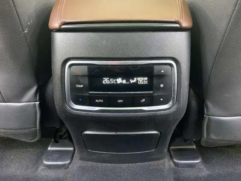 Trumpchi GS8 2017 320T 2WD Premium Edition 7-Seater — миниатюра 8