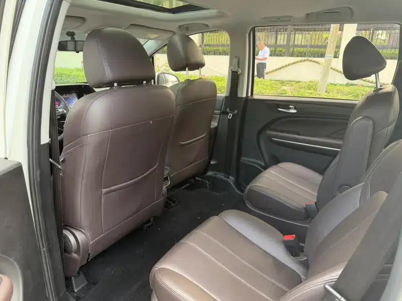 Trumpchi M6 2019 270T Automatic Luxury Edition 7-seater National V Emission Standard — миниатюра 9