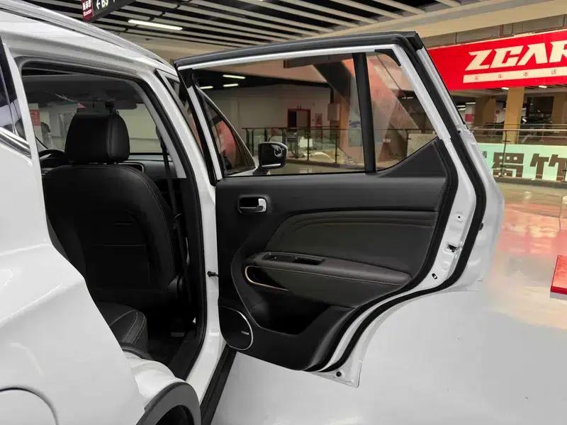 Trumpchi GS3 2017 150N Automatic Elite Edition — миниатюра 41