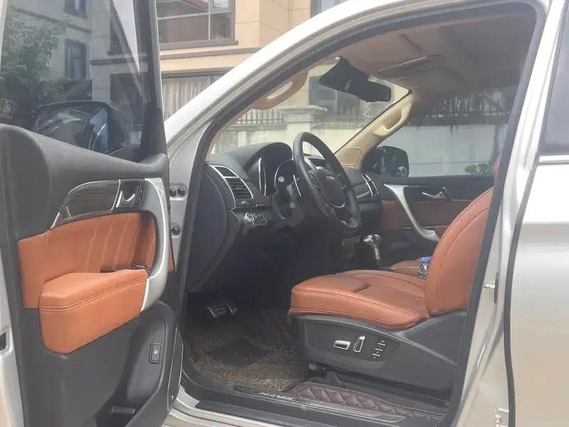 Haval H9 2015 2.0T 4WD Super Luxury 7-Seater — миниатюра 14