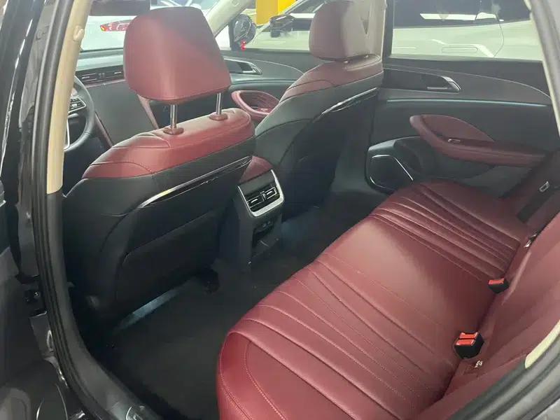 Hongqi H5 2024 2.0T Automatic Intelligent Flagship Edition — миниатюра 9