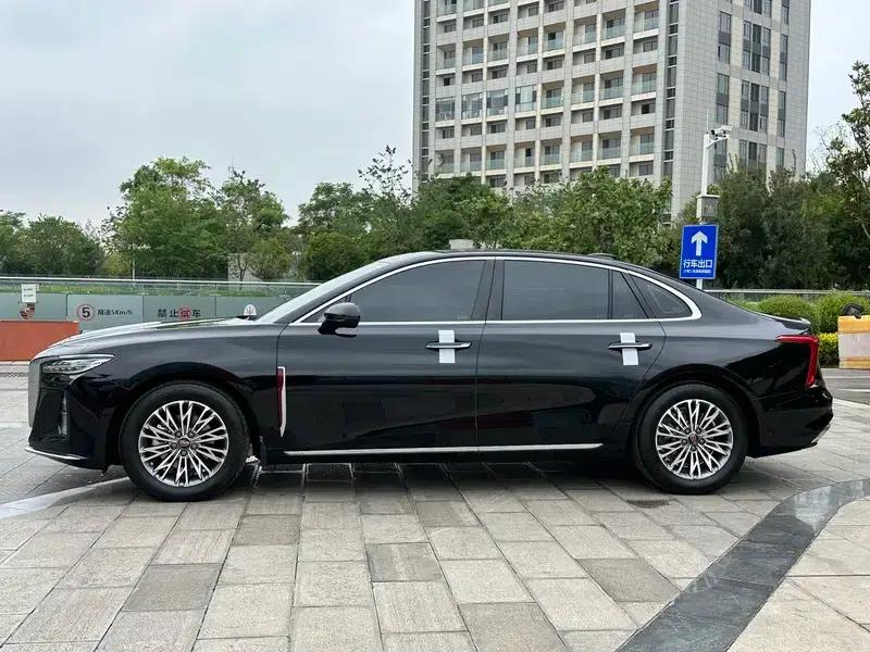 Hongqi H5 2023 2.0T Automatic Intelligent Flagship Edition — миниатюра 3
