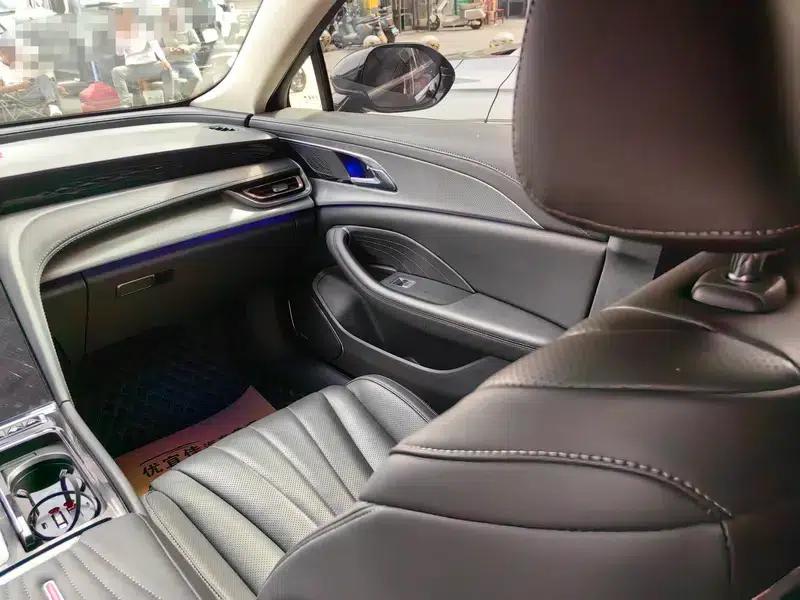 Hongqi H5 2023 2.0T Automatic Intelligent Flagship Edition — миниатюра 9