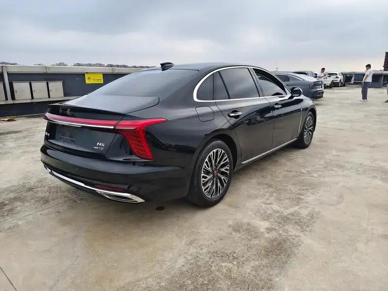 Hongqi H5 2023 2.0T Automatic Intelligent Flagship Edition — миниатюра 6
