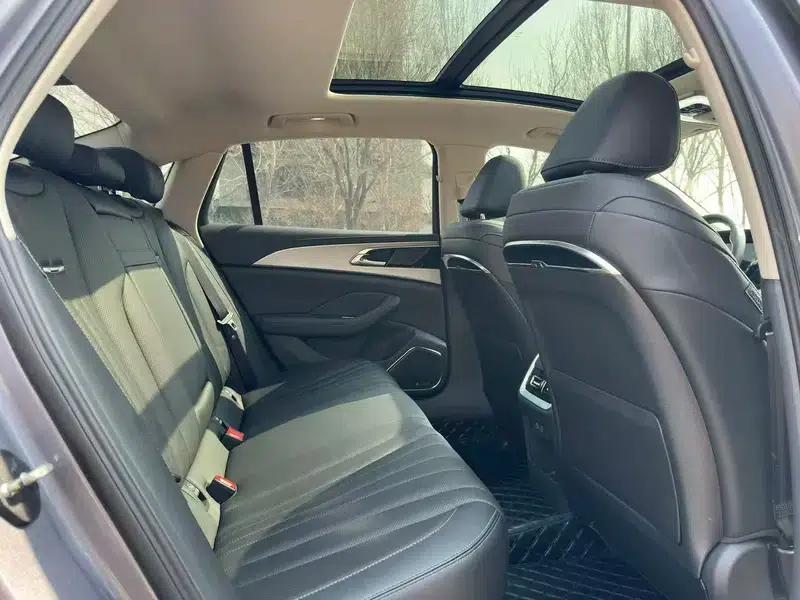 Hongqi H5 2023 2.0T Automatic Intelligent Flagship Edition — миниатюра 11