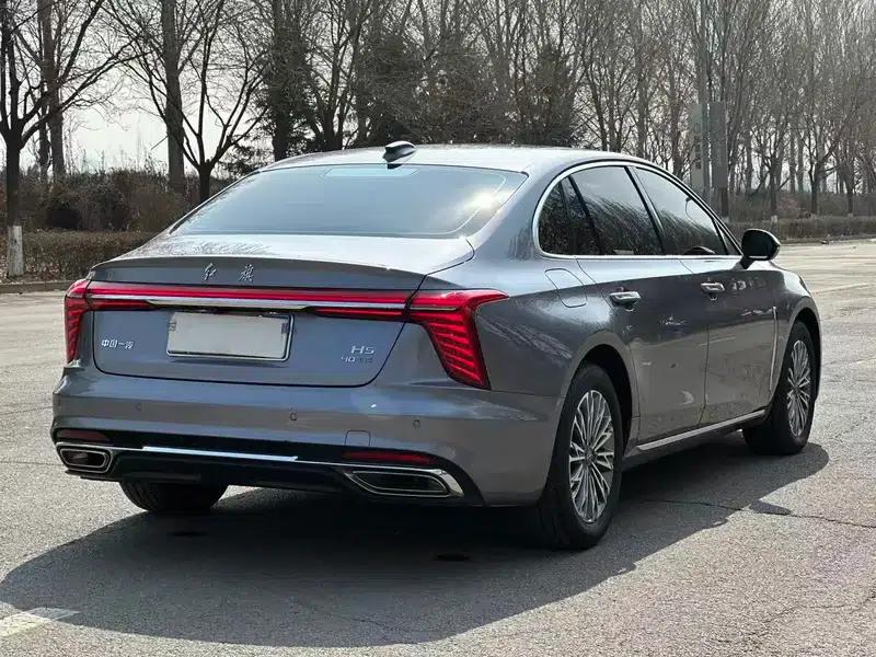 Hongqi H5 2023 2.0T Automatic Intelligent Flagship Edition — миниатюра 6