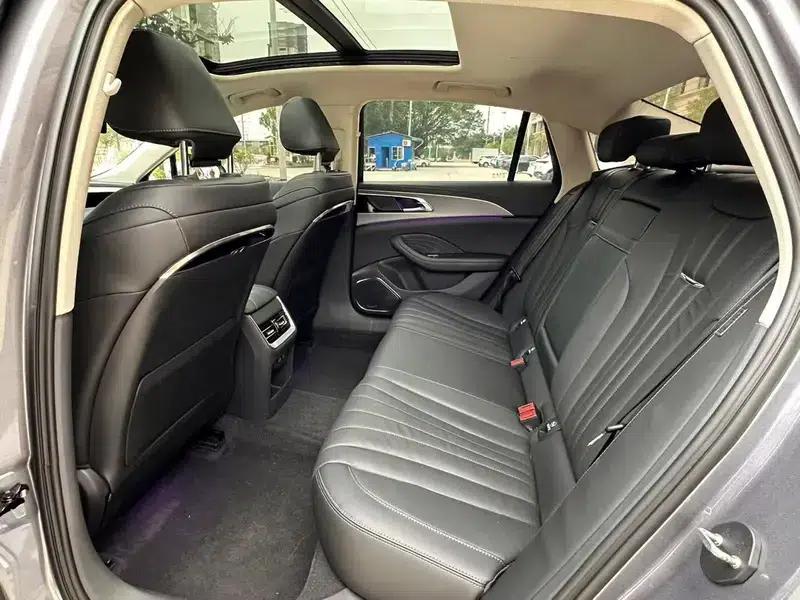 Hongqi H5 2023 2.0T Automatic Intelligent Flagship Edition — миниатюра 10