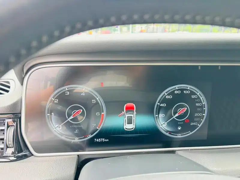 Hongqi HS5 2019 2.0T Intelligent Flagship Enjoy 4WD Edition — миниатюра 8
