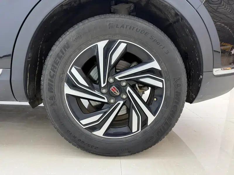 Hongqi HS5 2022 Facelift 2.0T Intelligent Flagship Edition — миниатюра 9