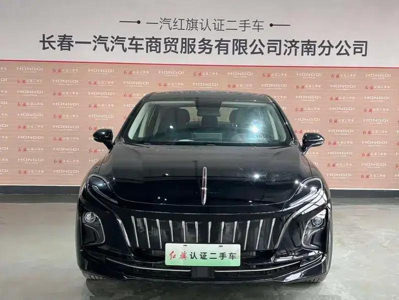 Hongqi E-QM5 2023 Facelift Basic Travel Edition — миниатюра 2