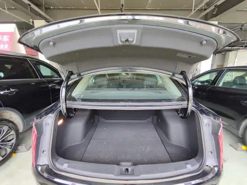 Hongqi E-QM5 2023 Facelift Basic Travel Edition — миниатюра 10