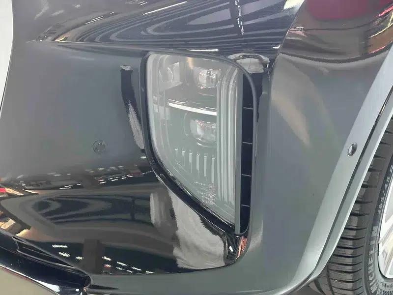 Hongqi E-HS9 2022 Model 690km Flagship Edition (Six Seats) — миниатюра 17