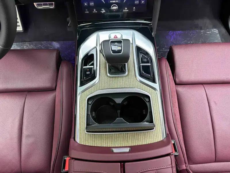 Hongqi E-HS9 2022 Model 690km Flagship Edition (Six Seats) — миниатюра 30