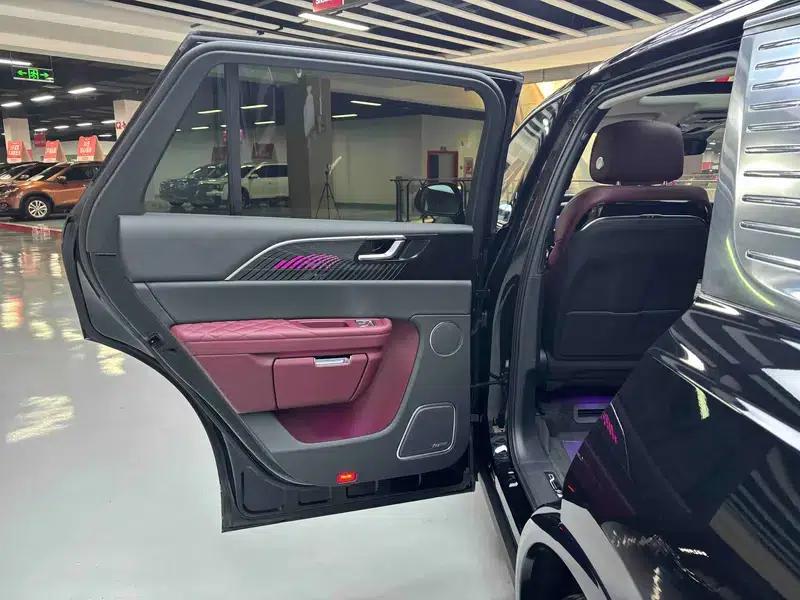 Hongqi E-HS9 2022 Model 690km Flagship Edition (Six Seats) — миниатюра 37