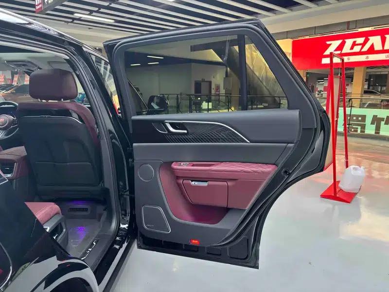 Hongqi E-HS9 2022 Model 690km Flagship Edition (Six Seats) — миниатюра 41