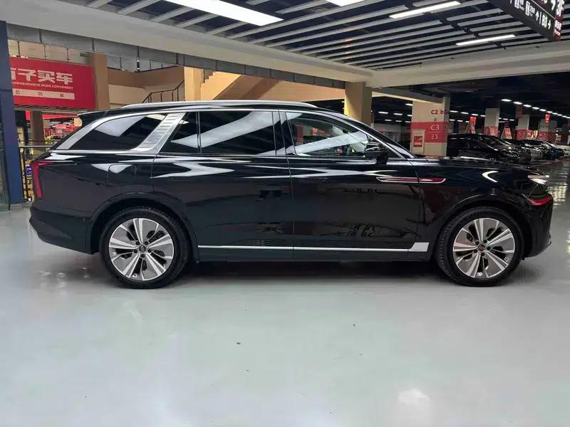 Hongqi E-HS9 2022 Model 690km Flagship Edition (Six Seats) — миниатюра 8