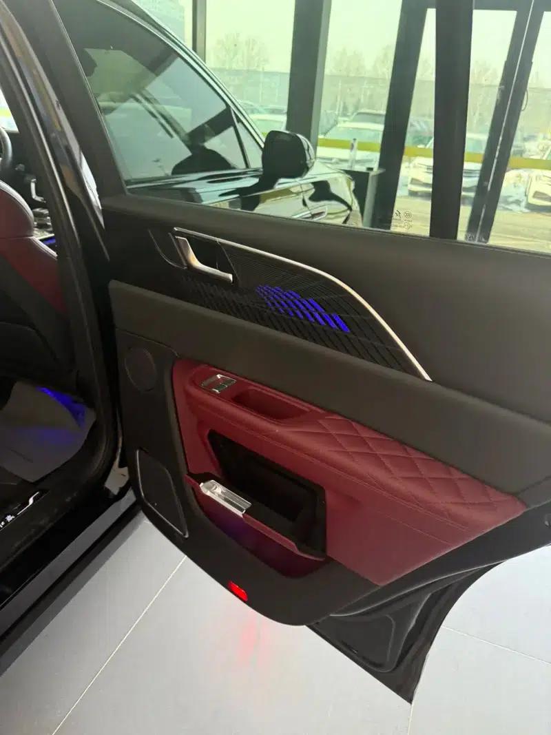 Hongqi E-HS9 2022 Model 690km Flagship Edition (Six Seats) — миниатюра 4