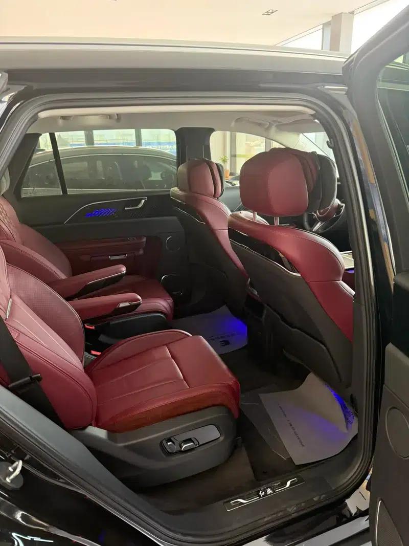 Hongqi E-HS9 2022 Model 690km Flagship Edition (Six Seats) — миниатюра 5