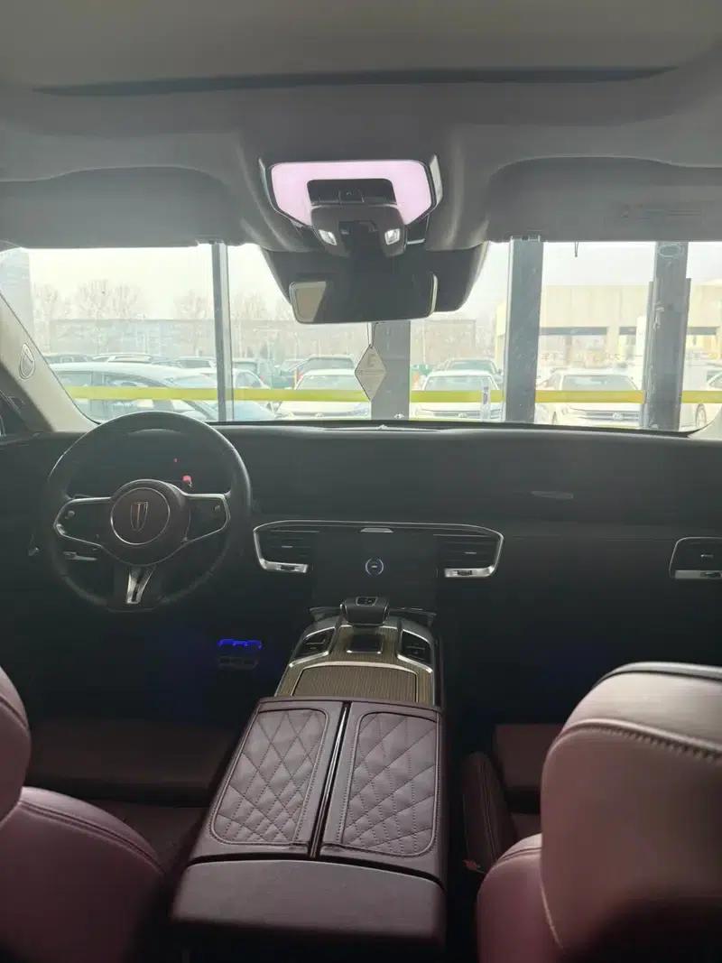 Hongqi E-HS9 2022 Model 690km Flagship Edition (Six Seats) — миниатюра 6