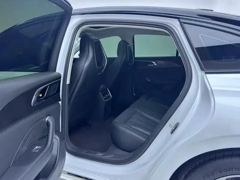 Hongqi H6 2023 2.0T Elegant Edition — миниатюра 19