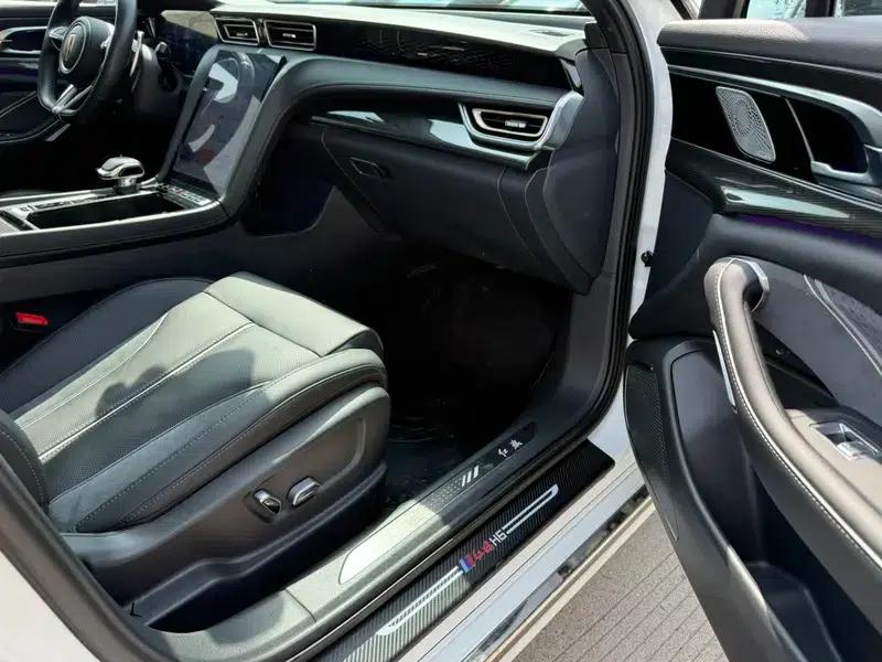 Hongqi H6 2024 2.0T Premium Edition — миниатюра 9