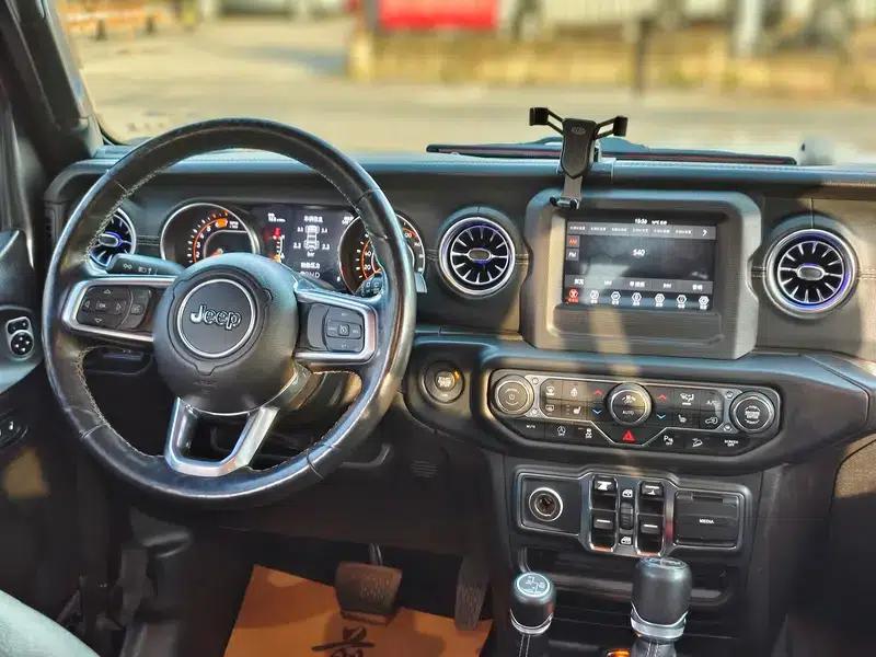 2019 Jeep Wrangler 2.0T Sahara 4-Door Version (China V Emission Standard) — миниатюра 9