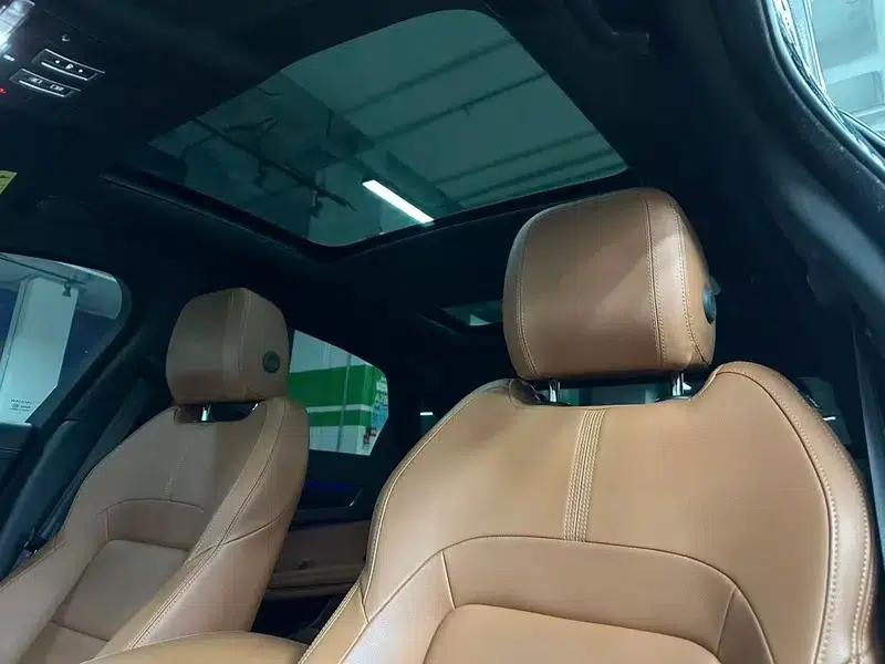 Jaguar XFL 2021 2.0T P250 AWD Obsidian Black Sport Edition — миниатюра 18