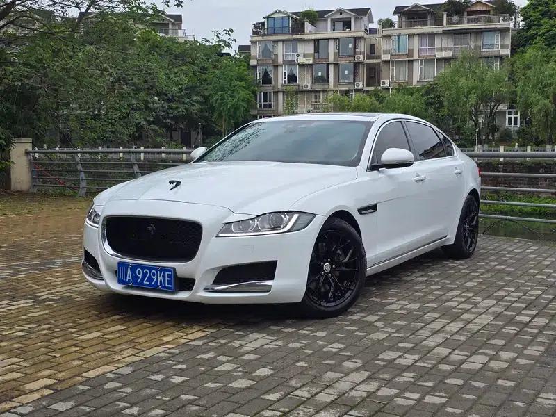 2018 Jaguar XFL 2.0T 200PS Elite Edition — миниатюра 1