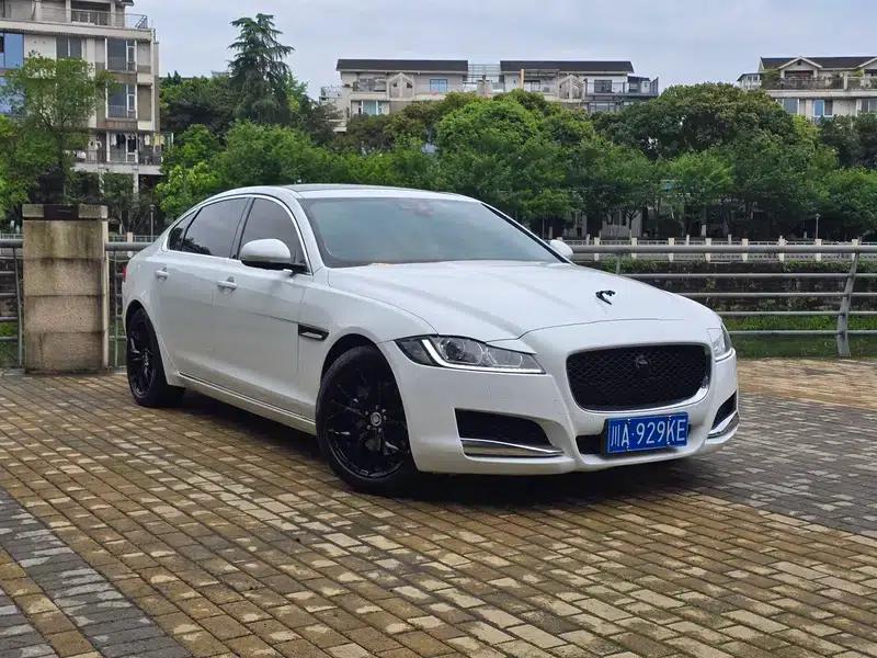 2018 Jaguar XFL 2.0T 200PS Elite Edition — миниатюра 3